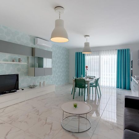 Marvelous 2 Bedroom Apartment By The Sea Qawra Exterior photo